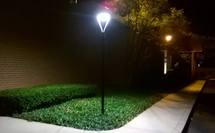 LED Post Top Light Fixture Use for Parkways Roadways in Ohio state USA
